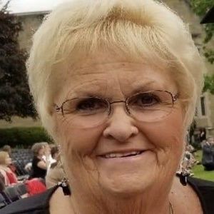 Meet your Posher, Charlene